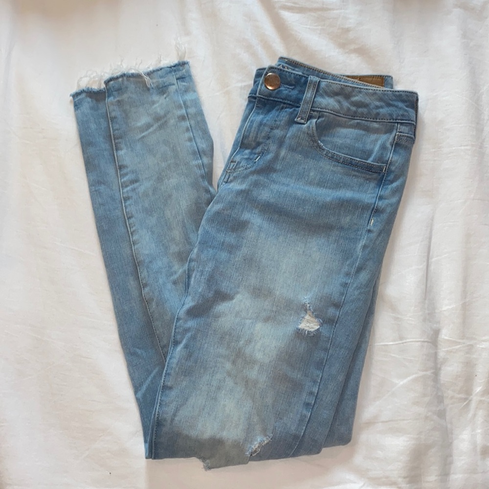 American Eagle distressed skinny jeans